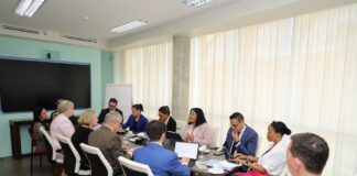 Minister Maduro di Finansa ta informa: Reunion regular cu colegio di CAFT a tuma luga pa atende e puntonan di supervision financiero