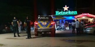 Supuesto pelea a pone varios unidad policial bay un biaha mas Lekker