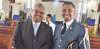 Cuerpo Policial Aruba su ekipo di maneho ta completo.