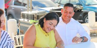 Minister Xiomara Maduro a firma hunto cu Ministernan Tjon, Arends, Croes y CEDE Aruba pa e proyecto ‘Veilige Barios’