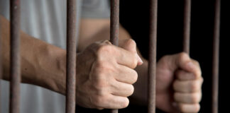 5 aña di prison pa homber cu lastra agente di Polis wanta na auto