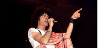 E cantante Dan Mc Cafferty (76) di e conocido banda Nazareth a fayece