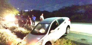 Turista a dal un u-turn y haye cabes abao na Pos Abao