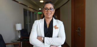 GOBIERNO DI ARUBA A REUNI CU DIMP RIBA CAMBIONAN FISCAL DEN E LEYNAN DI IMPUESTO