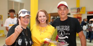 PARTIDONAN Y NAN MEDIA A BIRA NERVIOSO PA UN ACTIVIDAD Y CONGRESO DI MEP : Un Aruba #stabielcumep