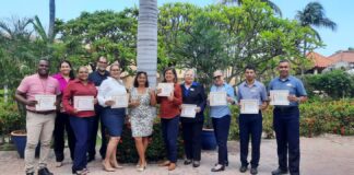Management Team di Aruba Beach Club ta sigui curso Time Management cu B & P Interface Training