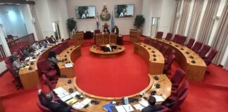 MIKE EMAN A FAYA UN BIAHA MAS