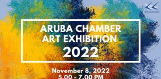 ARTISTA LOCAL SRA. RHODA BERG TA EXPONE SU OBRANAN NA CAMARA DI COMERCIO