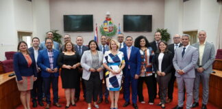 PRESUPUESTO APROBA CU UN SURPLUS DI 63 MIYON FLORIN