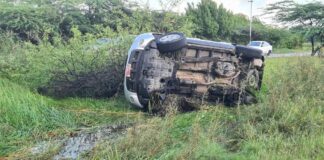 Hyundai Santa Fe a kenter poco mas pazuid di rotonde nobo na Palm Beach