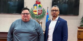 Parlamentario Alvin Molina a reuni cu Vereniging Rijscholen Aruba: VRA: ‘Nos kier produci chauffeur, no hende cu rijbewijs’