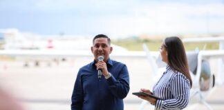 Prome vuelo electrico historico den Caribe Inauguracion oficial di e evento “A Flight to the Future” di DCCA