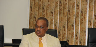 Huez a desmascara charlatan Roland Tuitt den un sentencia desastroso