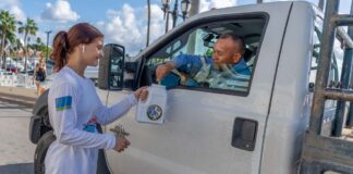 Pueblo a contribui cu Team Aruba.