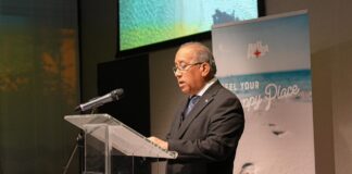 Minister di Finansa y Cultura Maduro ta felicita sr. Ady Thijsen cu su responsabilidad nobo como Aruba su Minister Plenipotenciario na Hulanda