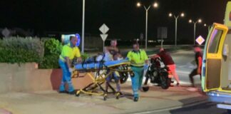 Motociclista herida despues di a dal contra rotonde na Bushiri