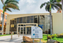 Pronto lo tin plach’i number nobo disponibel pa esnan cu mester un number nobo: A ordo mas plach’i number y e proceso ta canando