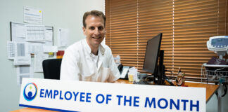 Bert Rodenburg ta empleado di luna december na HOH