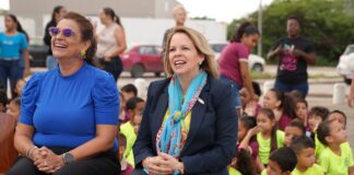 PROME MINISTER A BISHITA COLEGIO CONRADO CORONEL