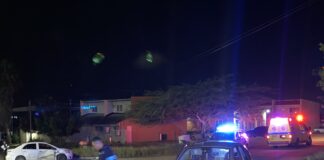 Cinco persona atendi pa ambulance pa accidente envolvi na Sabana Blanco