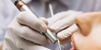 Multa di 6 mil florin y 18 luna di prison exigi pa dama dentista trahando ilegal