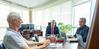 Proteccion di consumidor ta fundamento di un economia duradero