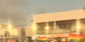 Bagamunderia den Patio; Acto sexual den publico