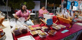 POSIBILIDAD PA BENTA DI CUMINDA CRIOYO, COS DUSHI Y ARTESANIA RIBA PLAZA BETICO DURANTE FESTIVAL DI HIMNO Y BANDERA Y MANIFESTACION CULTURAL