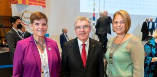 Aruba lo ricibi bishita di presidente di Comite Olimpico Internacional(COI), sr. Thomas Bach.