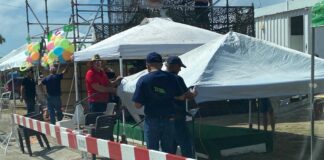 Bureau City Inspector super contento con e publico a asepta e saconan di sushi