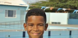 Enzo Croes di 10 anja ta gana 3er luga di PANAM AQUATICS VIRTUAL JUNIOR OPEN WATER