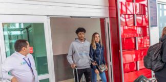 Monica Pimentel y Joshua Klaber a yega for di Brazil.