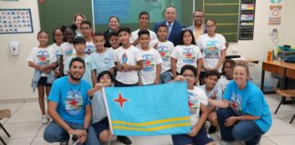 PROME MINISTER EVELYN WEVER-CROES TA BISHITA ST. ALOYSIUS SCHOOL