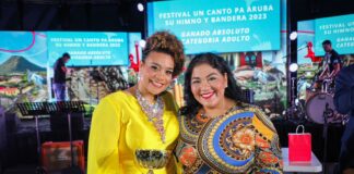 Festival Un Canto pa Aruba su Himno y Bandera – Categoria Adulto: Minister Xiomara Maduro ta felicita ganado maximo Ghislaine Grant