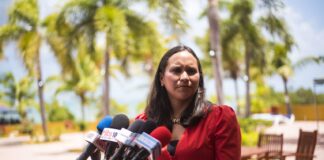 E bieuwnan y prominente den AVP a laga sa: “Dialuna nos a duna Gerlien un les”