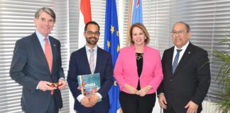 PROME MINISTER Y MINISTER PLENIPOTENCIARIO A REUNI CU E ORGANISACION GENOOTSCHAP NEDERLAND-ARUBA