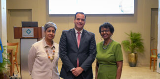 Minister Wever a presenta na Workshop riba Economics of Mutuality