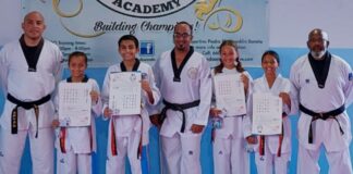 TIGER TAEKWONDO CU ENTREGA DI CERTIFICADO 