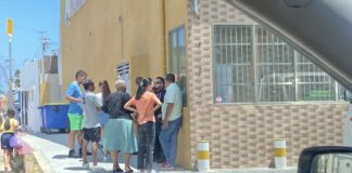 Persona cu problema di salud mental a bira agressivo y rebelde, polis a domin’e y hib’e hospital