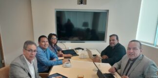 MINISTER ENDY CROES TA REUNI CU E TEAM DI D.O.W.