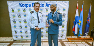 UN TOTAL DI 170AÑA SIRBIENDO PAIS ARUBA