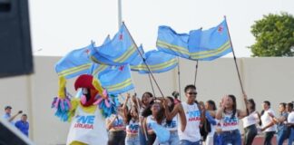 MINISTER ENDY CROES TA INVITA PUEBLO DI ARUBA PA BIN APOYA NOS MUCHA- Y HOBENNAN DEN COMPETENCIA DEPORTIVO, WEGANAN ESCOLAR 2023 