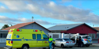 un meneer tabata hungando cu un arma y pa un descuido e la los un tiro y e bala a alcansa su señora den garganta