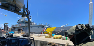 Zr.Ms. Groningen i Wardakosta ta interseptá go-fast ku 500 kilo dikontrabanda