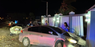 Dama herida despues cu su Honda a perde control baha caminda