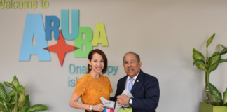 Minister Thijsen a reuni cu CEO di ATA Ronella Croes