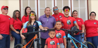 MINISTER ENDY CROES A RICIBI BISHITA DI BIKING SQUAD ARUBA