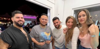 Eyemazy a habri na Aruba na Paseo Herencia Mall