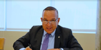 MINISTER ENDY CROES A FIRMA UN ACUERDO ENTRE E 4 PAISNAN DI REINO HULANDES