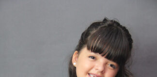 ” E Cancion mas Bunita” cancion nobo riba mercado di Carolyne Kock “Carly”.